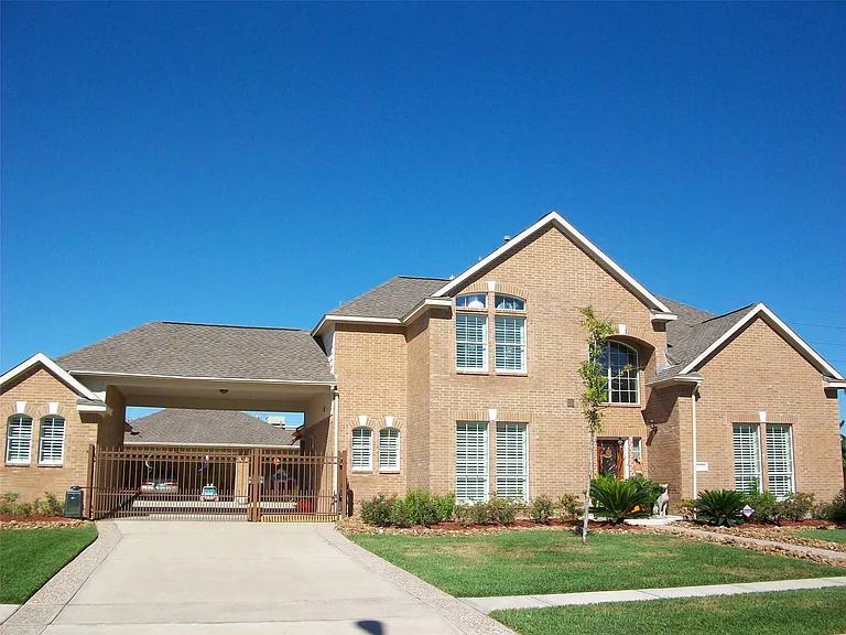 1722 Parklake Vlg — Photo 19