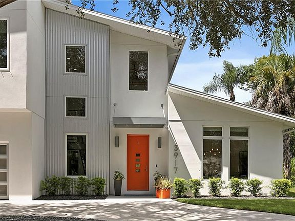 3rd image of 3917 W El Prado Blvd