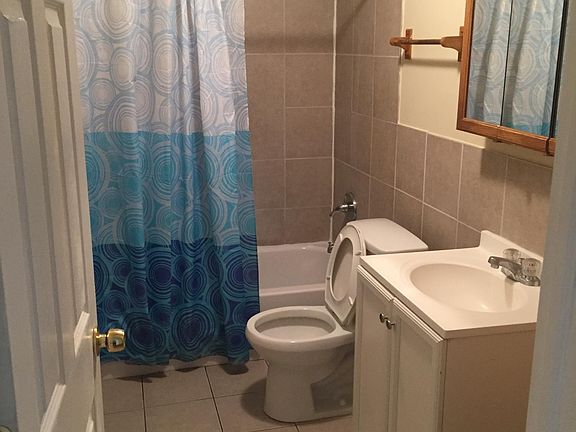5th image of 3329 N 16th St #4