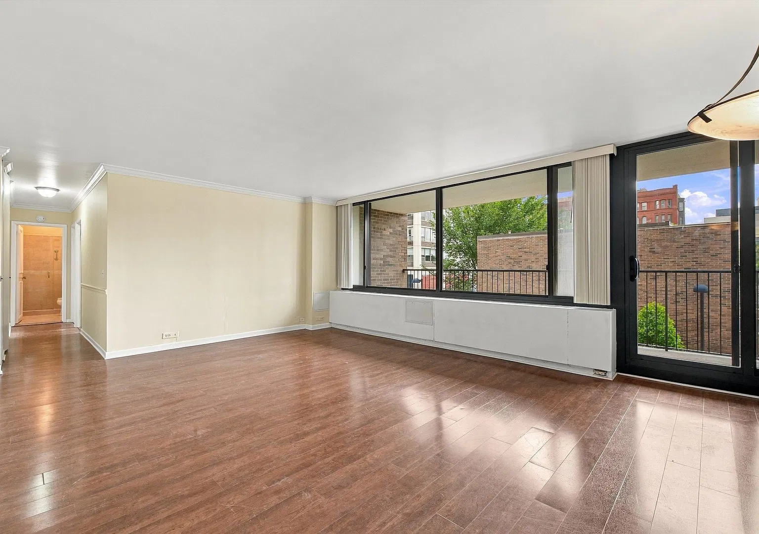 3 bed, 1500 sqft, $5,295 — Photo 3