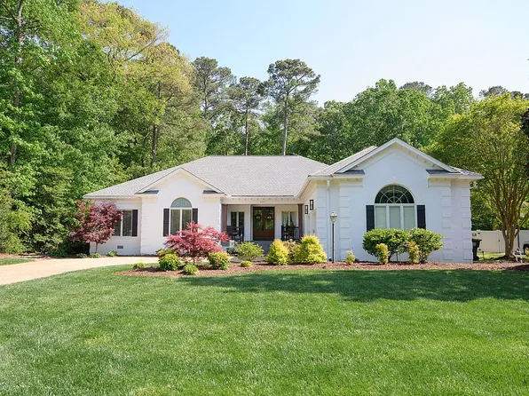 203 Blue Heron Dr, Yorktown, VA 23692