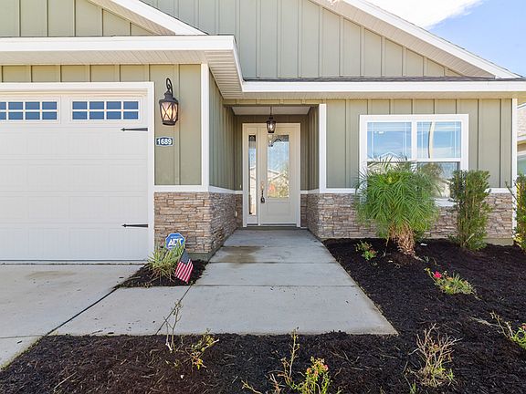 4th image of 1689 SW 71st Cir
