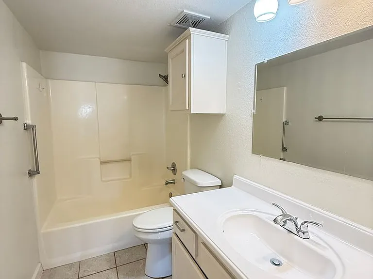 1792 Bahama Ave #A — Photo 13