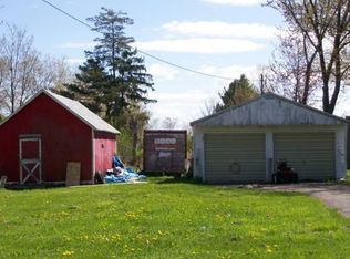 7041 Ward Rd, North Tonawanda, NY 14120