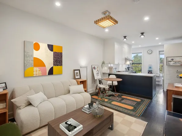 256 Montgomery St APT 4, Jersey City, NJ 07302