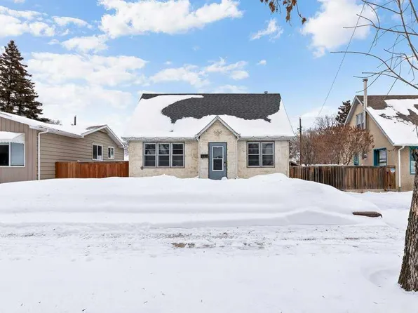 5412 S 50th St, Lloydminster, AB T9V 0M9