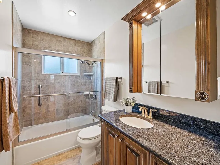 8796 Bandon Dr — Photo 22