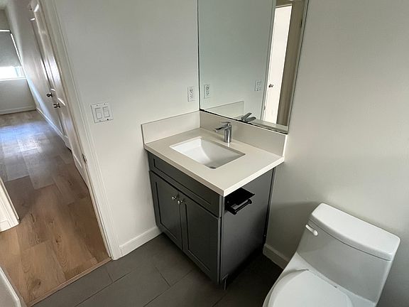 5th image of 6649 Rhodes Ave APT 2