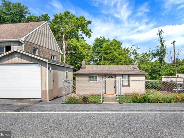 19 Berkley Park Rd, Reading, PA 19605