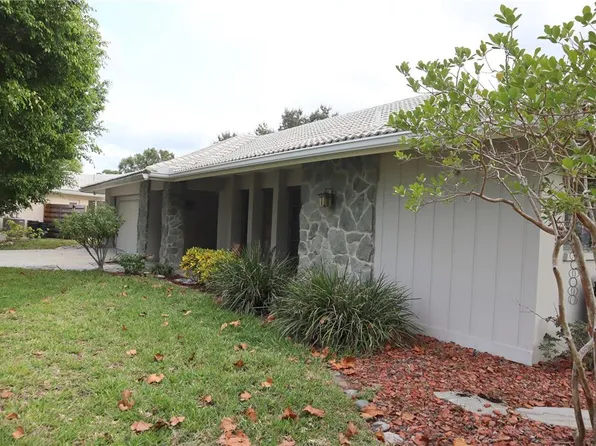 2356 Riviera Dr, Sarasota, FL 34232