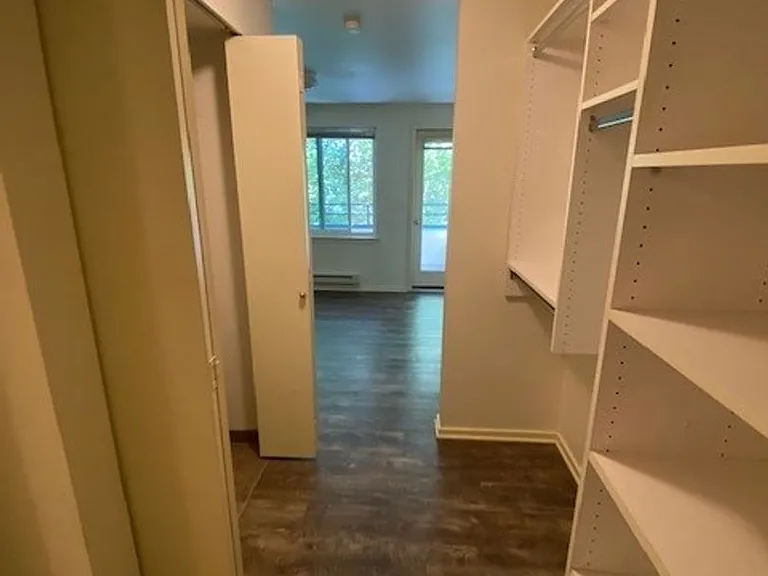 6th Ave Apartments — Photo 46