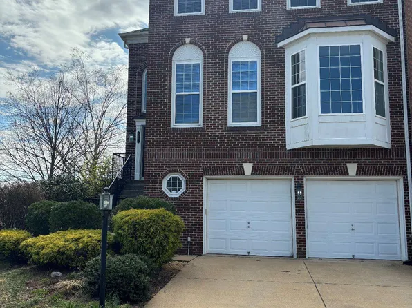 8251 Purple Lilac Ct, Lorton, VA 22079