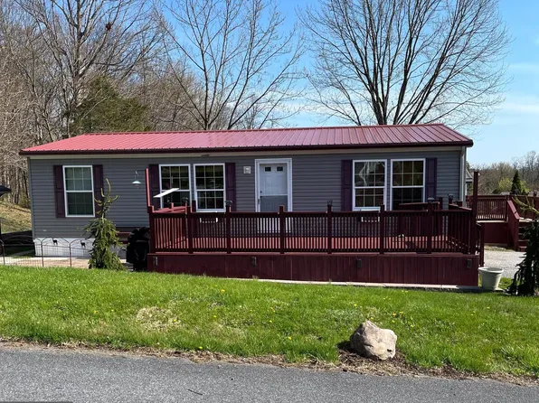 51 Helena Ln, Carlisle, PA 17015