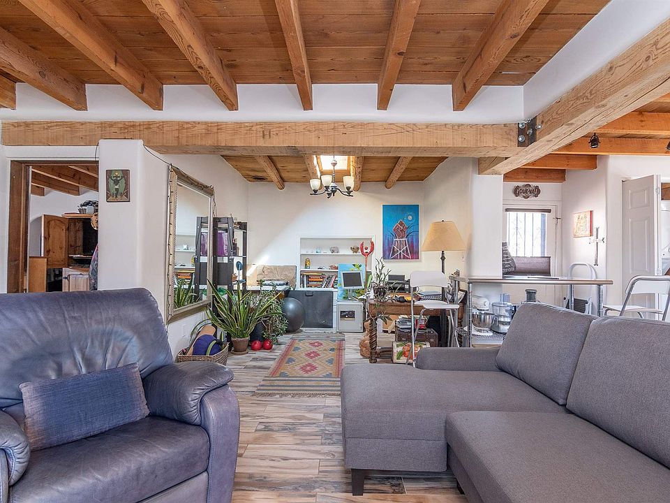 1st image of 515 Camino Cabra
