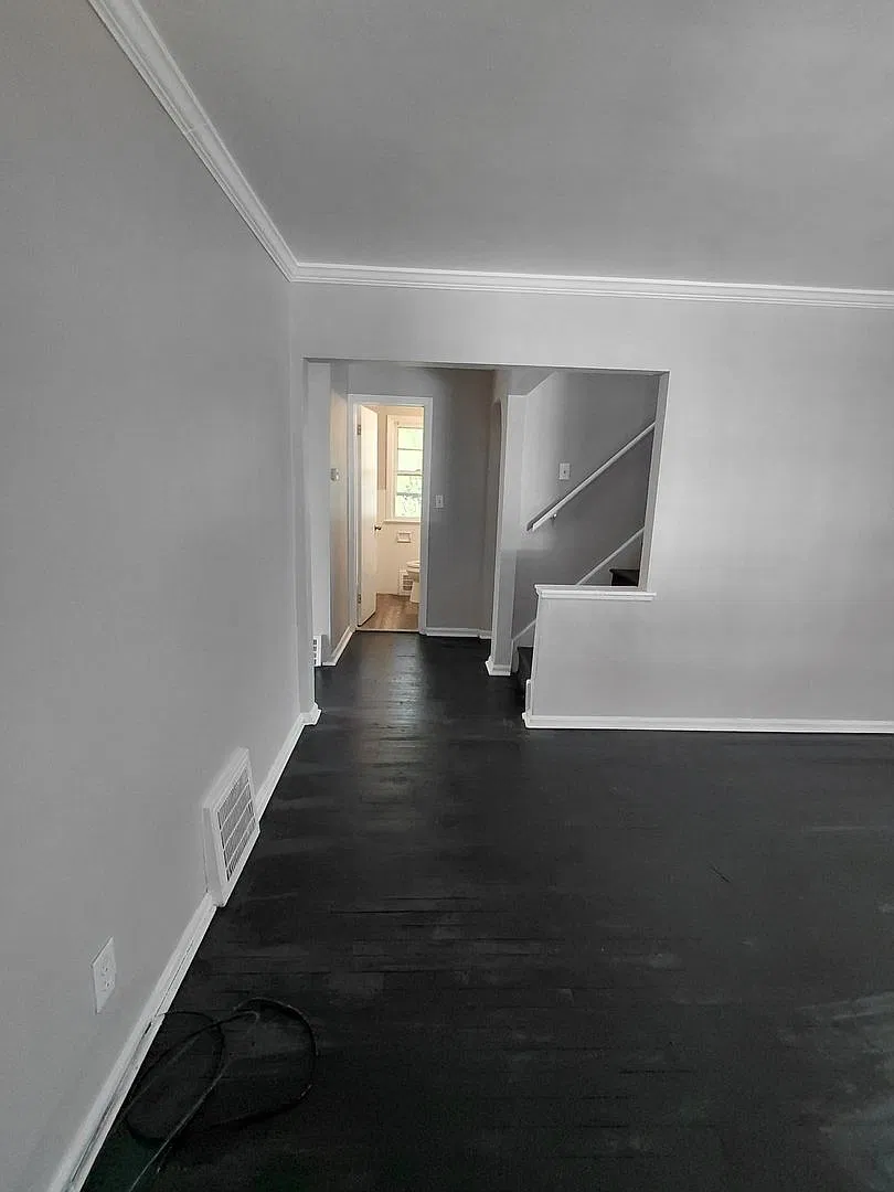 3 Bedroom Single Family Home — Photo 2