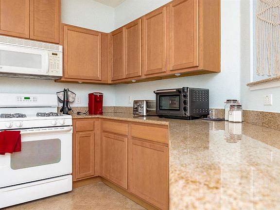 4th image of 5556 Tares Cir #5556