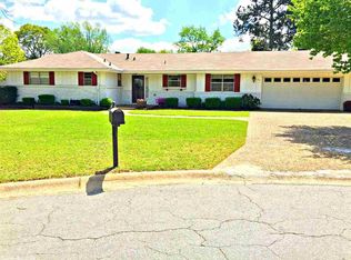 112 Essex Ct, Jacksonville, AR 72076