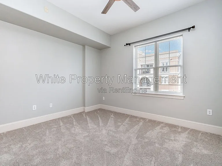 4625 Piedmont Row Dr #611 — Photo 12