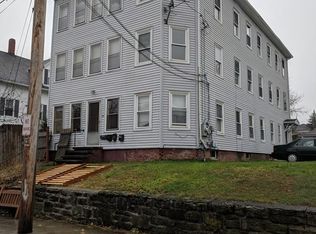 51 Elm St, Webster, MA 01570