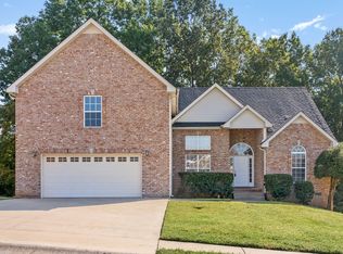 413 River Heights Dr, Clarksville, TN 37040