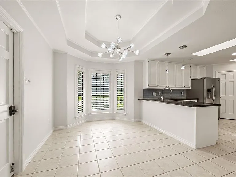 1000 Raven Bend Ct — Photo 12