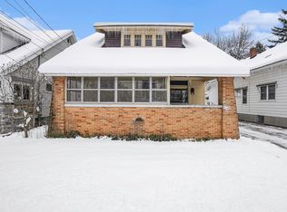 908 Myrtle St NW, Grand Rapids, MI 49504