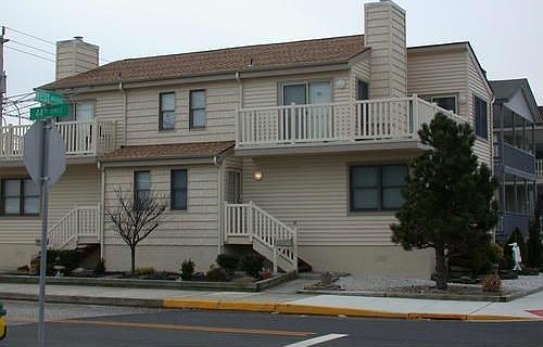 1st image of 304 44th St