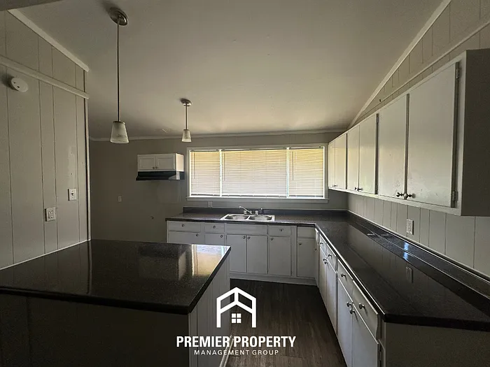 2847 Elmore Park Rd — Photo 6