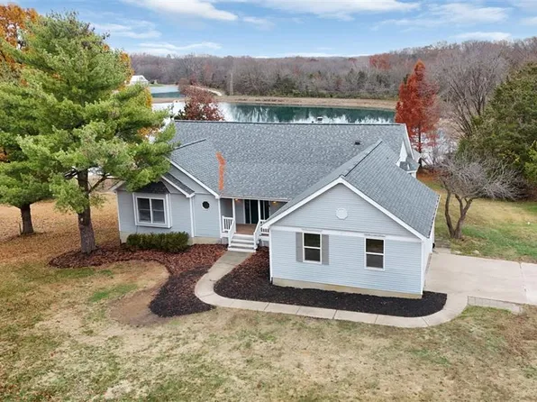 3663 New Melle Farm Ct, Wentzville, MO 63385