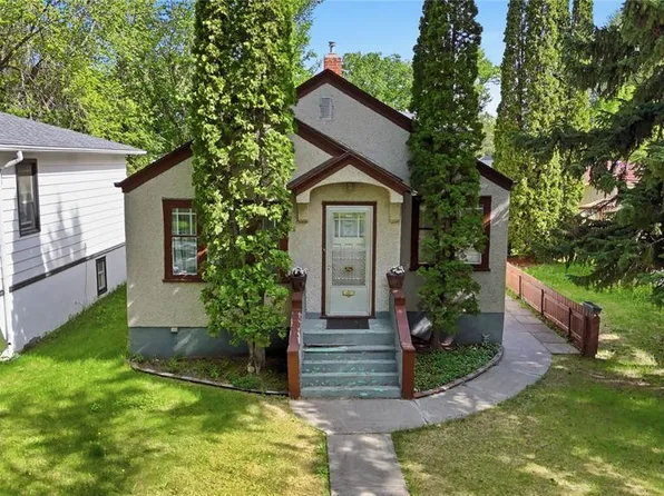 525 5th STREET E, Saskatoon, SK S7H 1G2
