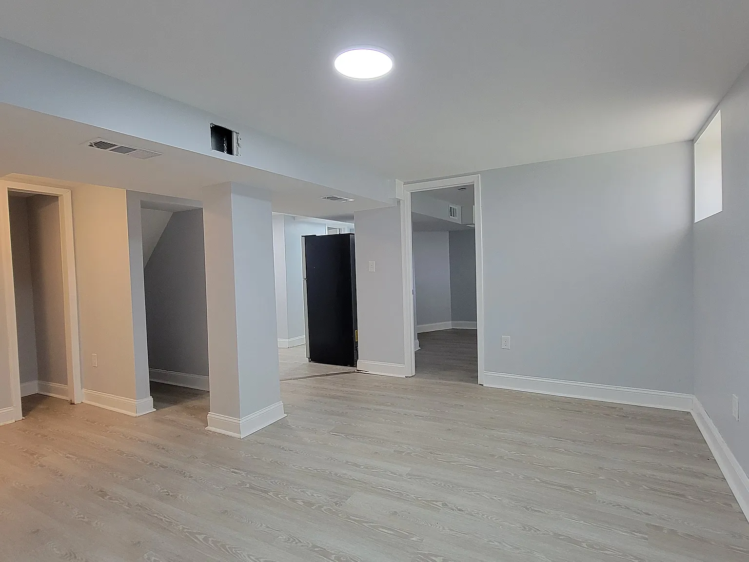 1 bed, 850 sqft, $1,049 — Photo 3