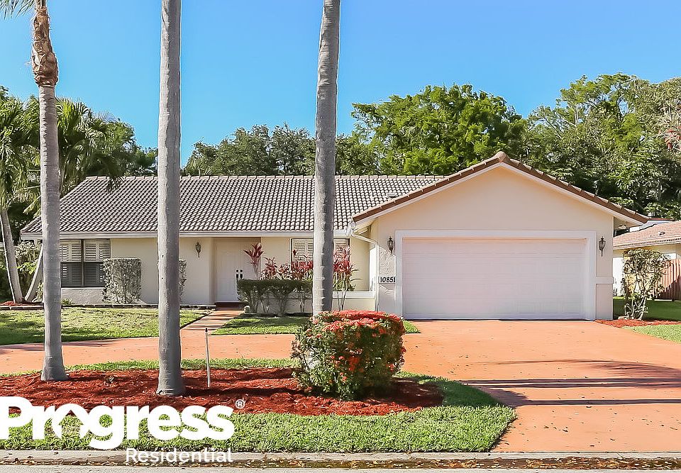 1st image of 10851 NW 10th Pl