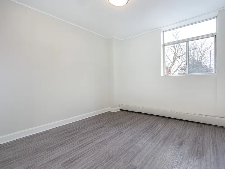 25 Westwood Ct — Photo 16