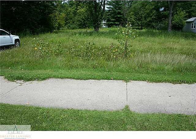 2nd image of 2230 Haslett Rd