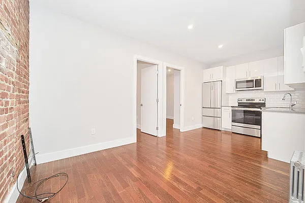 Rented by Living New York | media 13