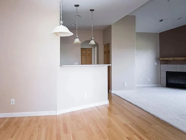 5220 Boardwalk Dr #F33 — Photo 4