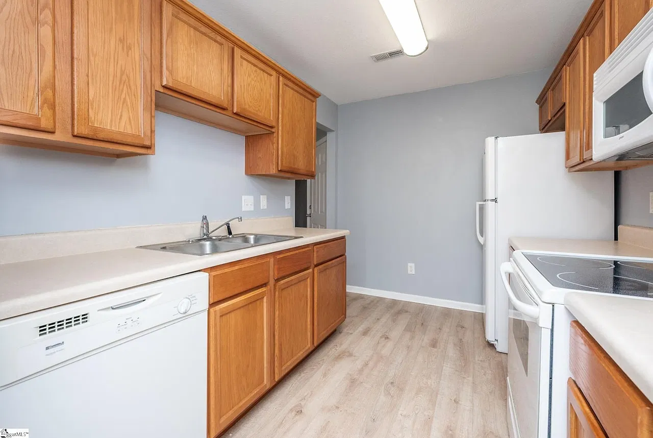 3 bed, 1498 sqft, $1,500 — Photo 4