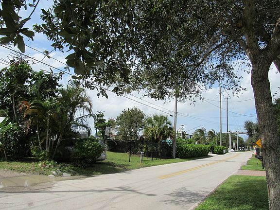 5th image of 1389 S Banana River Dr