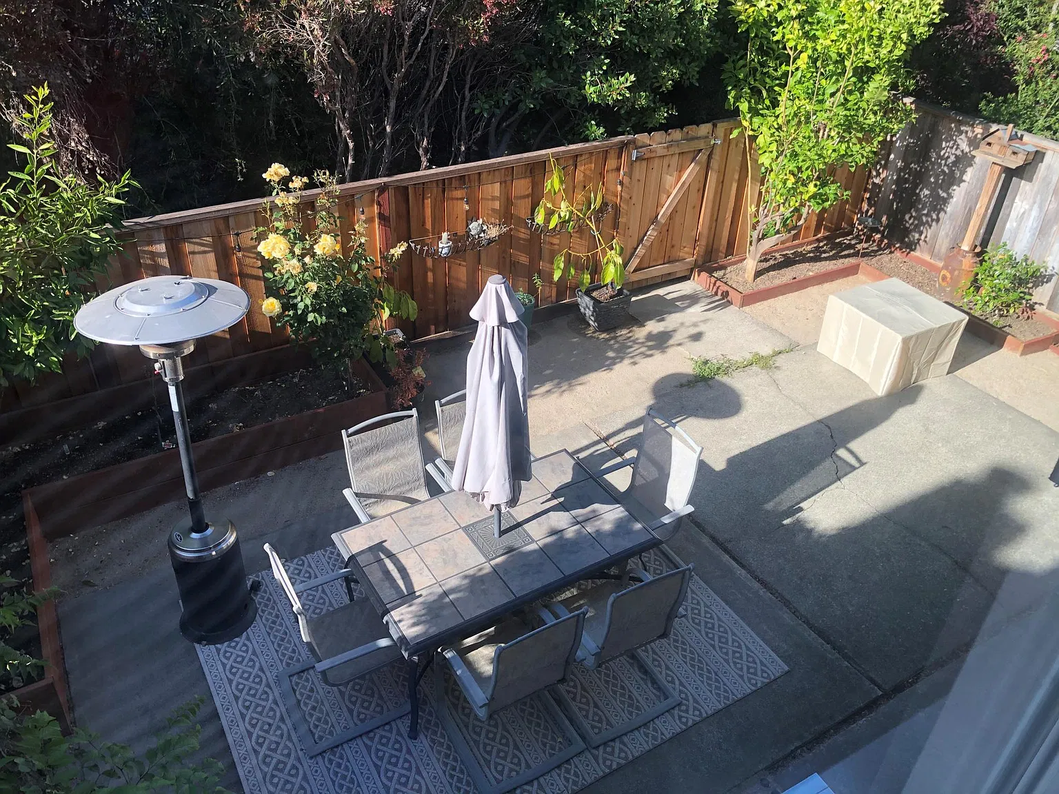 3 bed, 2.5 bath, 1491 sqft, $4,000 — Photo 3