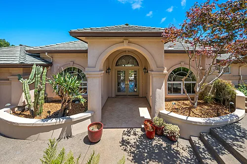 10 Warrens Way Photo 1