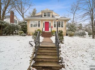 533 Lotus Rd, Ridgewood, NJ 07450