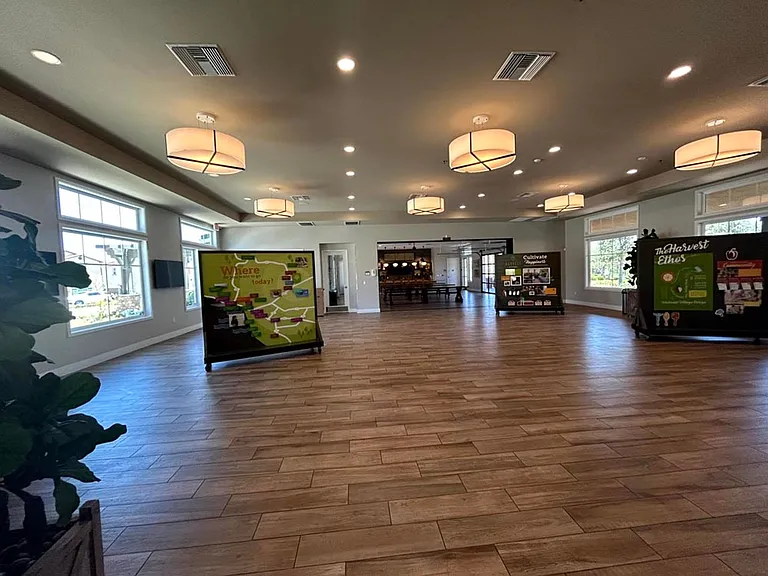 295 Fuerte Dr — Photo 33