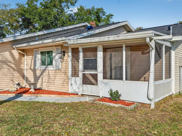 1045 Amber Cir, Port Orange, FL 32129