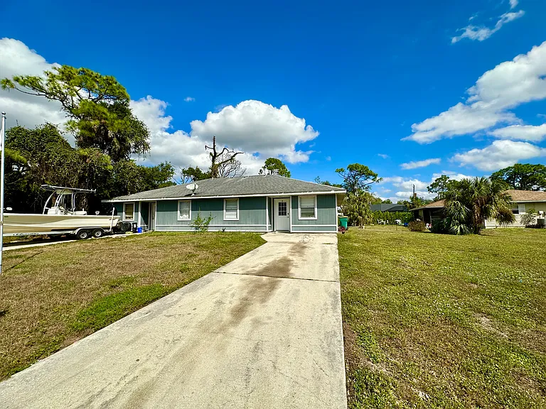 190 Bamboo Dr #B — Photo 14