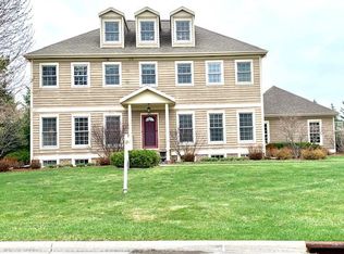 615 Treehouse Pkwy, Kohler, WI 53044