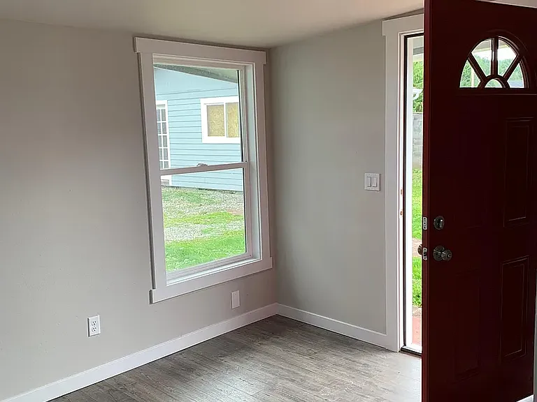 5501 108th Avenue Ct E — Photo 3