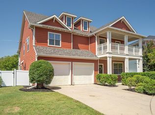 1419 Stone Mountain Pkwy, Aubrey, TX 76227