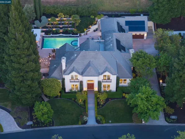 5427 Blackhawk Dr, Danville, CA 94506