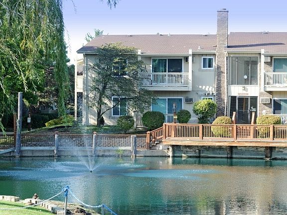 2nd image of 7925 Woodridge Dr APT 111
