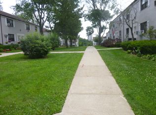 6860 136th St, Flushing, NY 11367